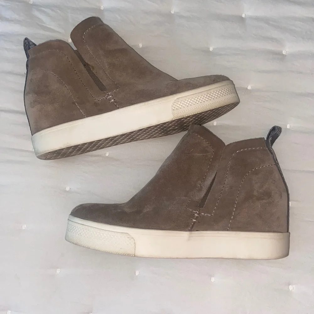 Dolce Vita Walker Wedge Platform Sneaker